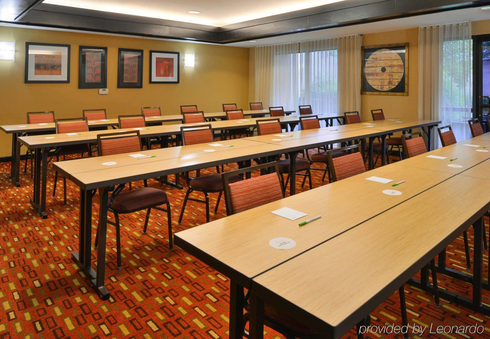 מלון Courtyard By Marriott רוק היל מראה חיצוני תמונה