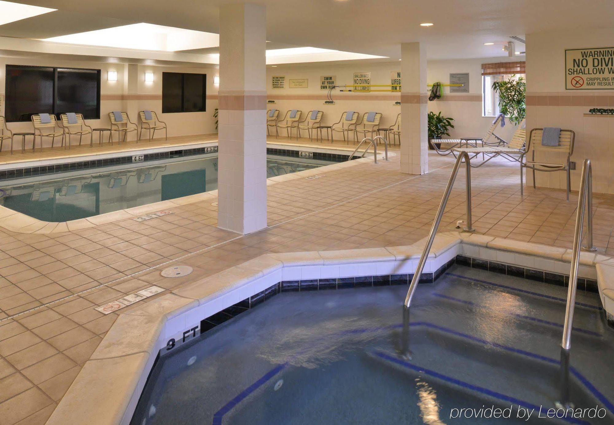 מלון Courtyard By Marriott רוק היל מראה חיצוני תמונה