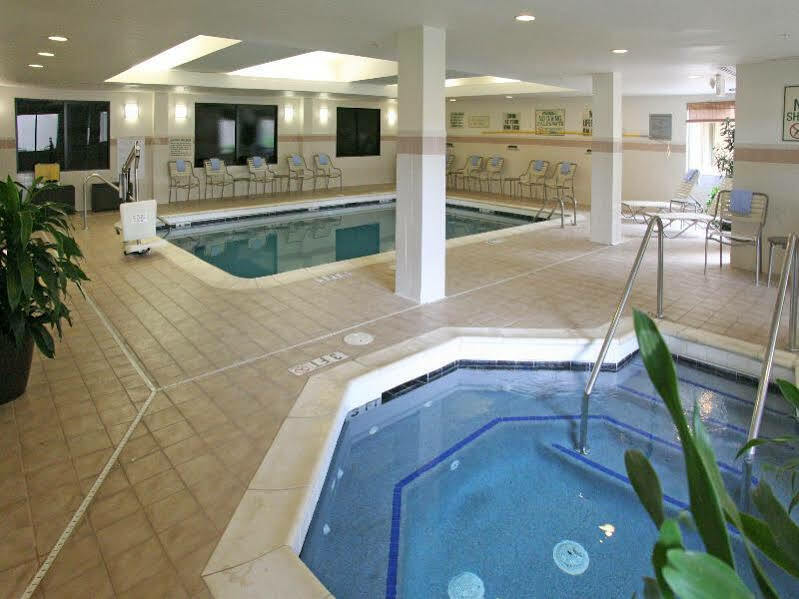 מלון Courtyard By Marriott רוק היל מראה חיצוני תמונה